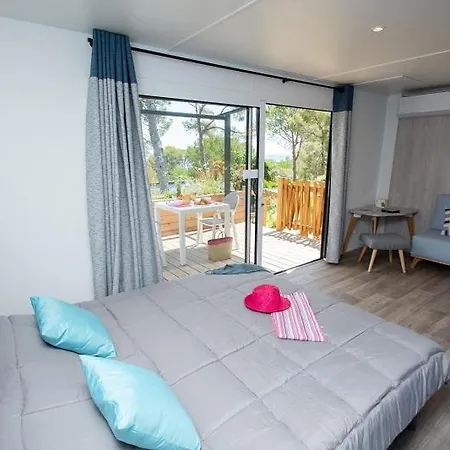 Camping Le Camp Du Domaine Bormes-les-Mimosas Room photo
