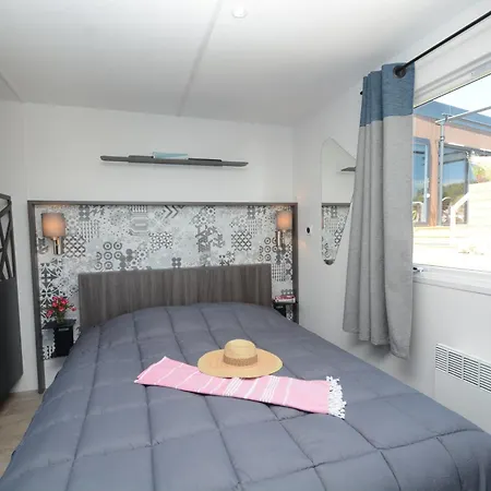 Camping Le Camp Du Domaine Bormes-les-Mimosas Room photo