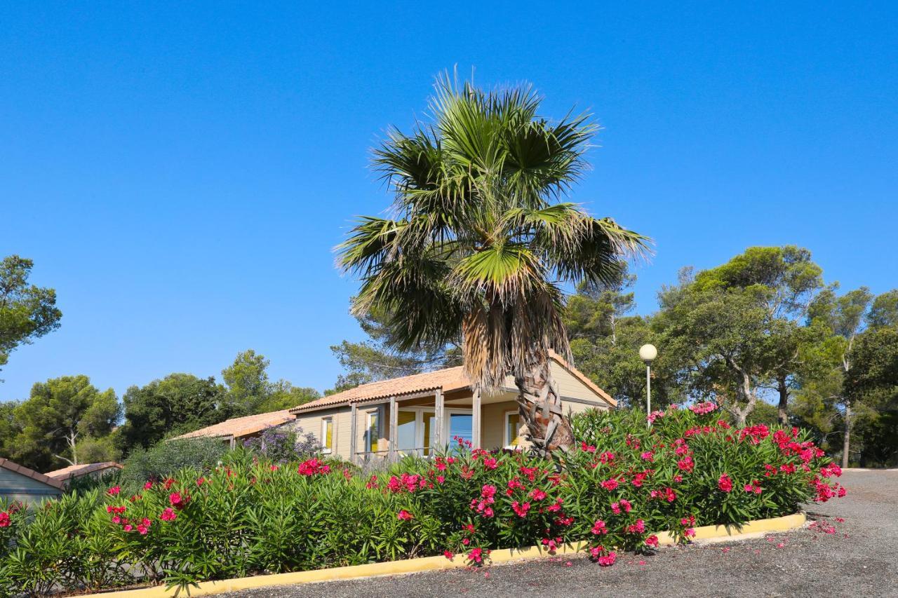 Campsite Le Camp Du Domaine *