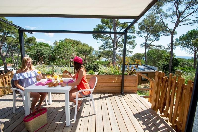 Le Camp Du Domaine * Bormes-les-Mimosas